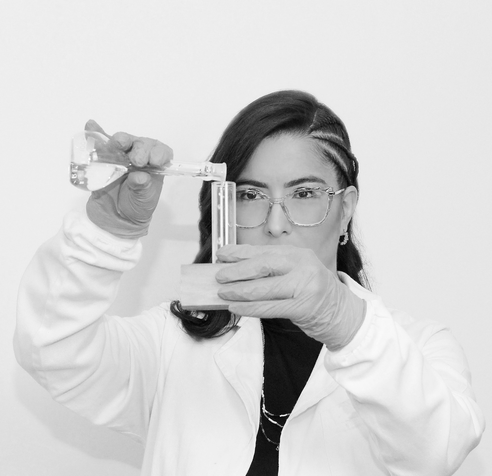 Isabel Spitz - Doutora em Química e Cientista do Patrimônio